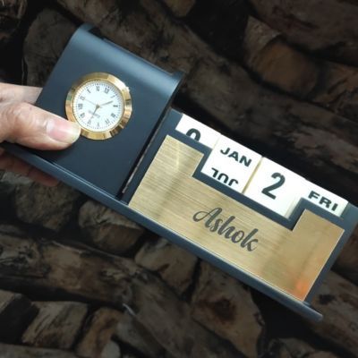 Customized Calendar & Pen-Stand Customized Calendar & Pen-Stand